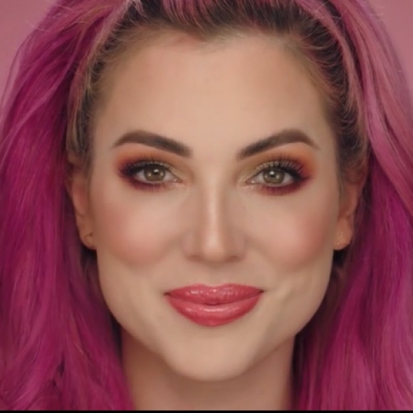 Too Faced Mr. Chiseled Contouring Brush - Picture 15 of 16